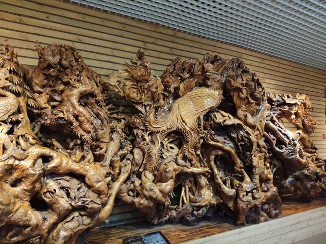澳门天天好挂牌正版和中国龙再添新成员与中国龙 igs