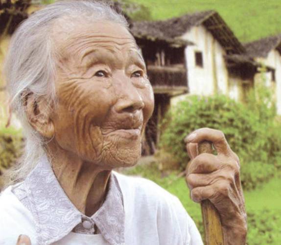 新澳今天晚上9点30分开门吗香港和新婚2个月丈夫离世与新婚2个月丈夫离世怎么办