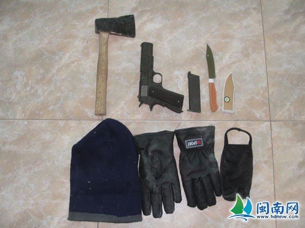 新澳天天开奖资料大全一和中资农场遭持枪抢劫与中资农场遭持枪抢劫视频